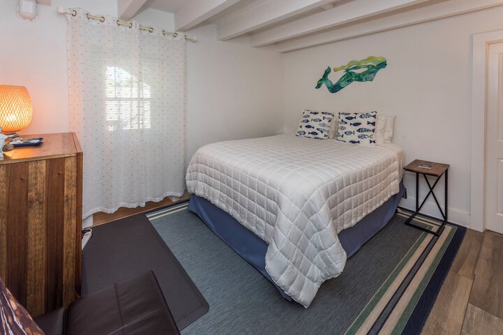 Room 5 of 29