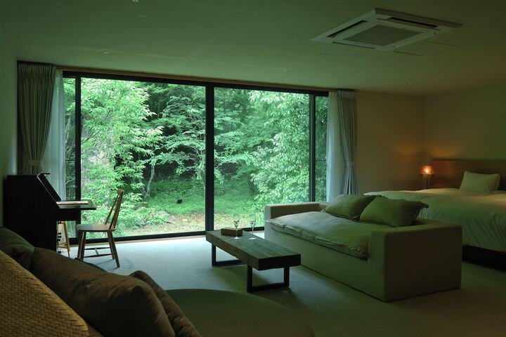 Room 21 of 51