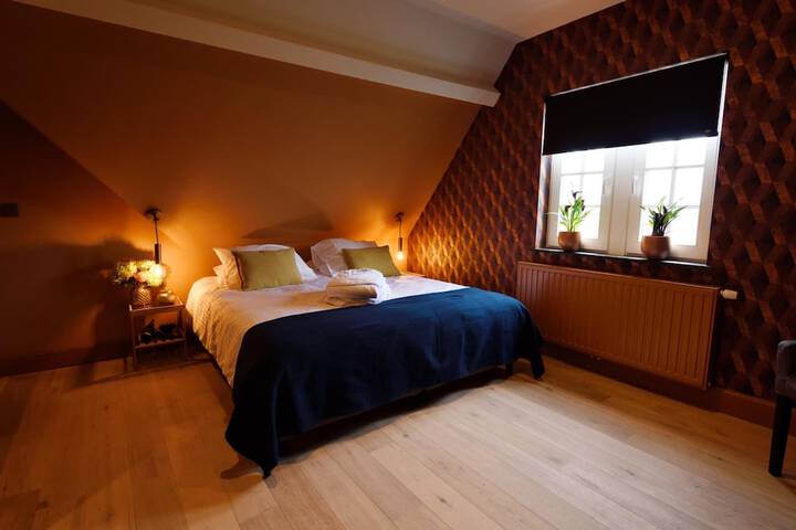Room 14 of 63