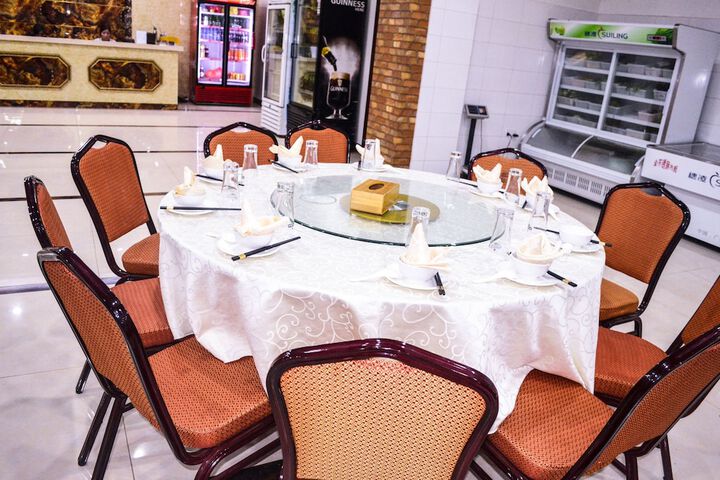 Dining 17 of 20