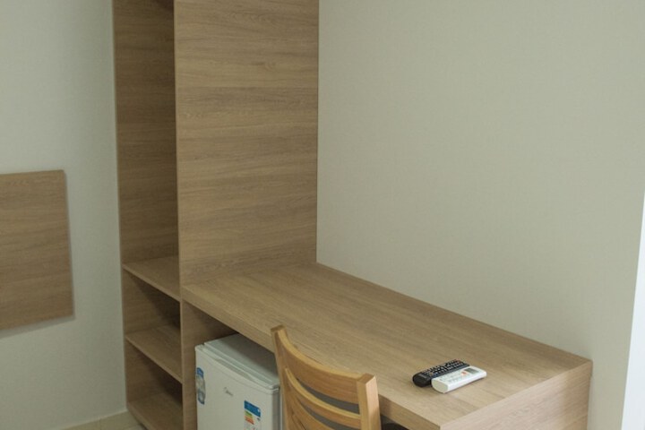 Room 8 of 29