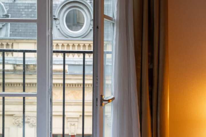 Room 10 of 44