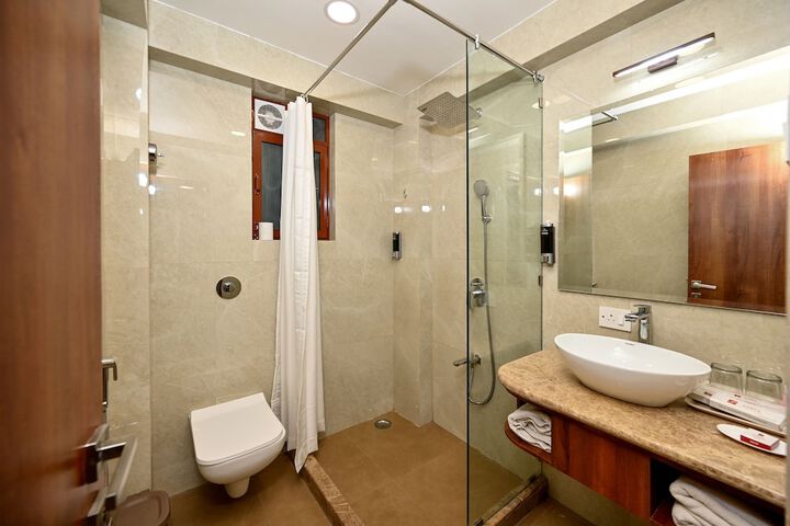 Room 30 of 54