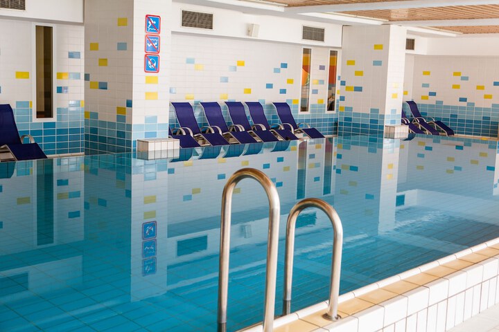 Hotel Pool