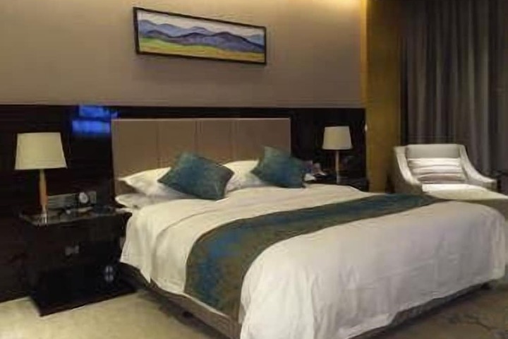 Room 8 of 29