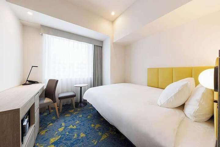 Room 8 of 39