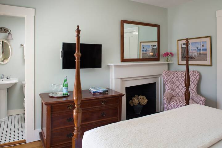 Room 15 of 39