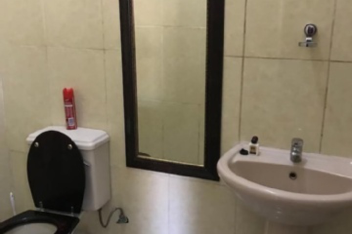 Room 60 of 84