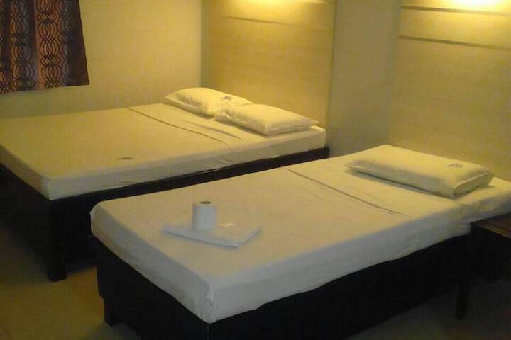 Room 57 of 94