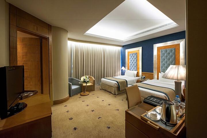 Room 25 of 67