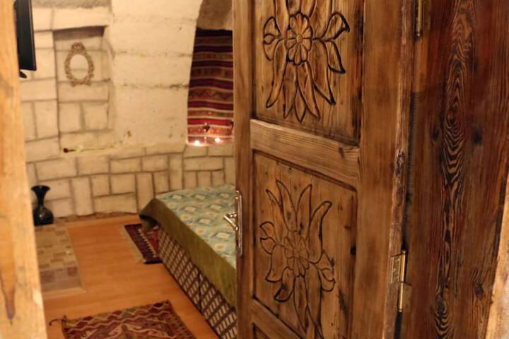 Room 43 of 61