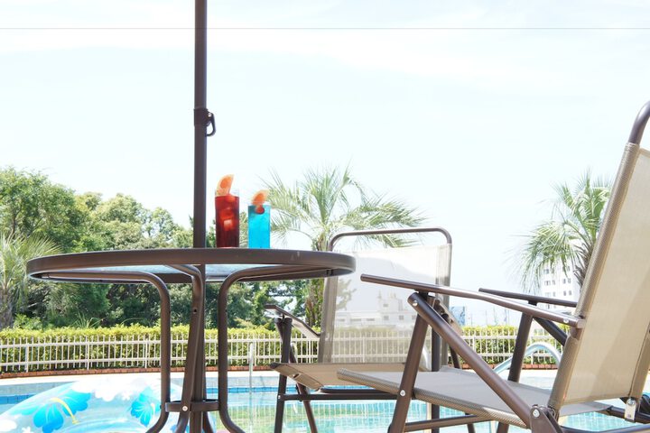 Pools & Facilities