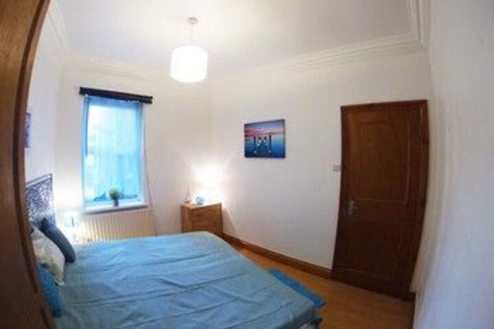 Room 15 of 28