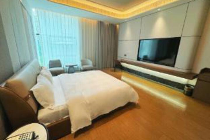 Room 22 of 23