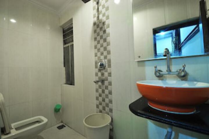 Room 20 of 26