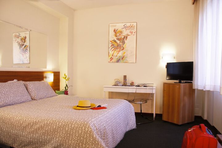 Room 12 of 58