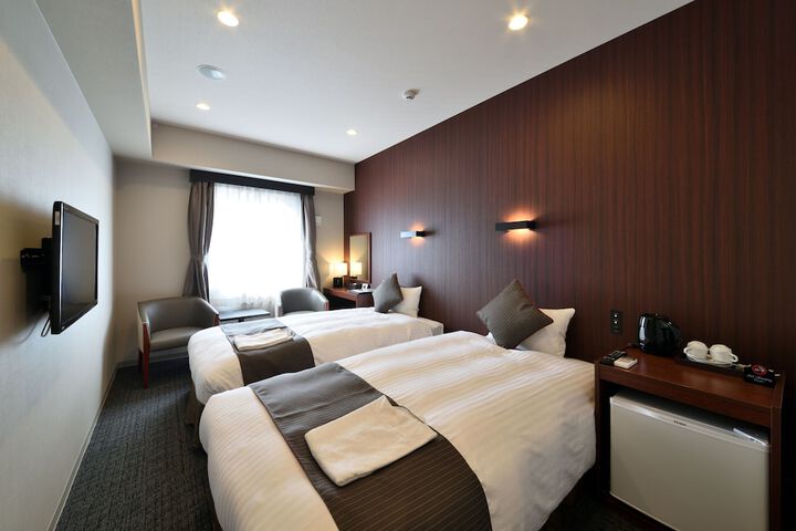 Room 7 of 115