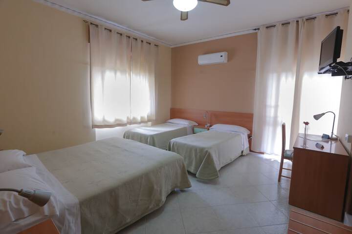 Room 10 of 64