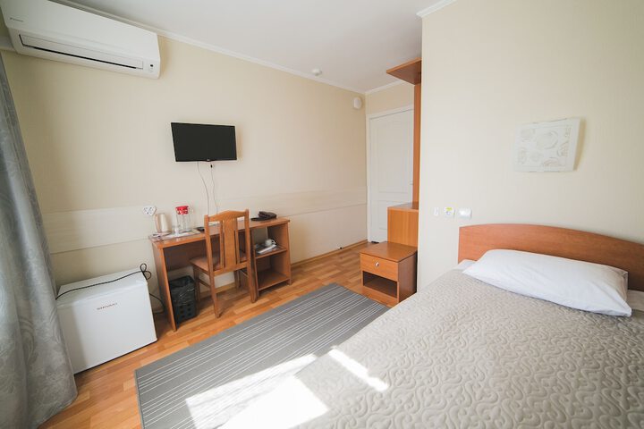 Room 7 of 50