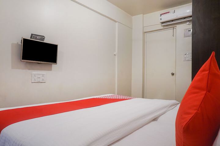 Room 4 of 22