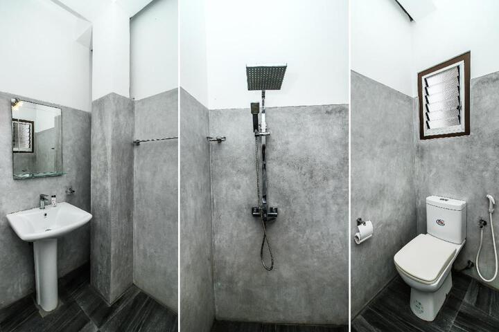 Room 36 of 94