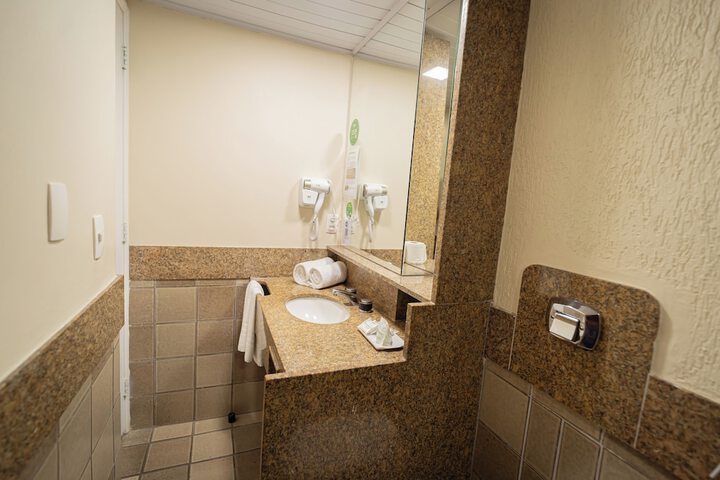 Clean Restrooms