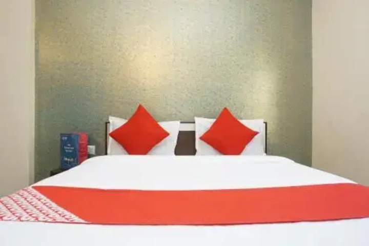 OYO 23422 Hotel Siddharth