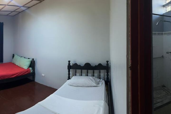 Room 12 of 36