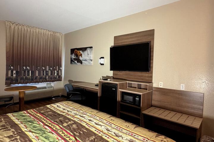 Room 22 of 48