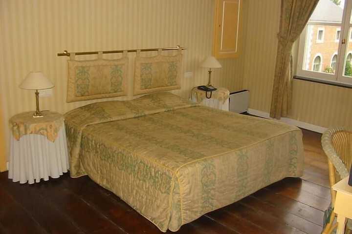 Room 2 of 24