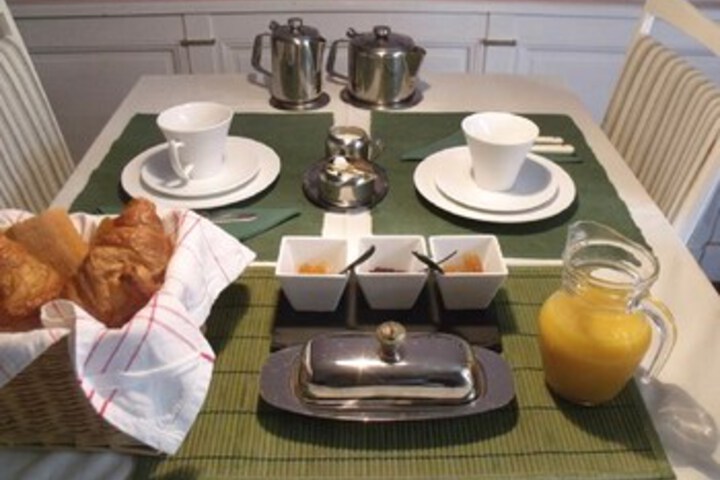 Breakfast/Coffee Service 2 of 11