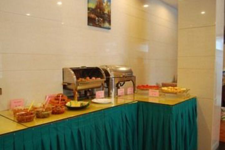 Breakfast/Coffee Service 2 of 11