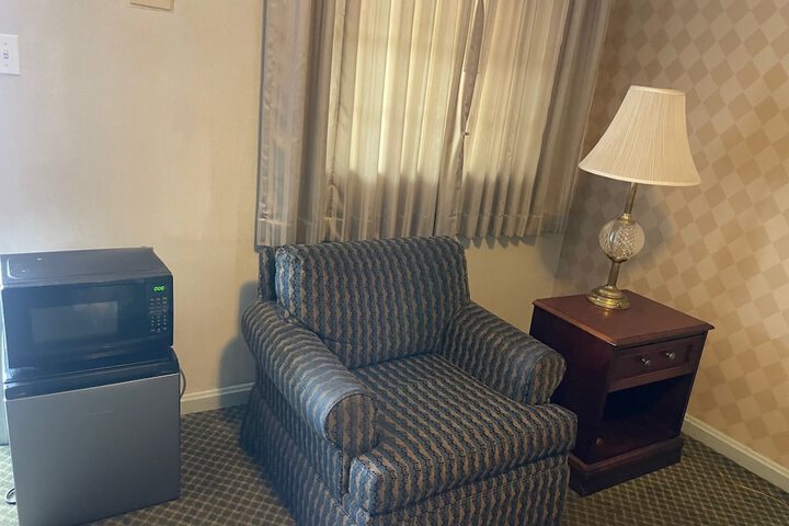Room 9 of 21
