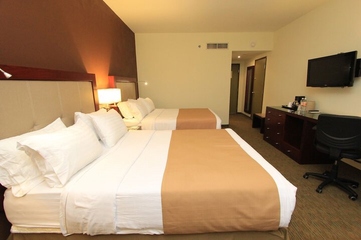 Room 25 of 150