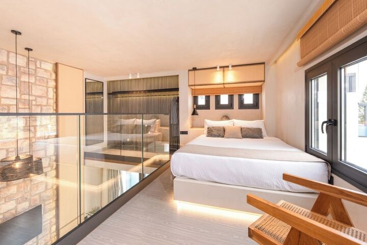Room 12 of 61
