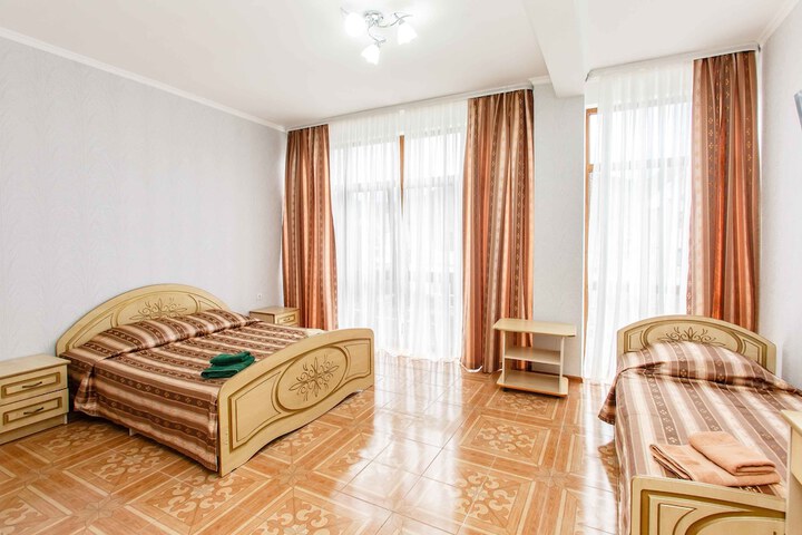 Room 14 of 47