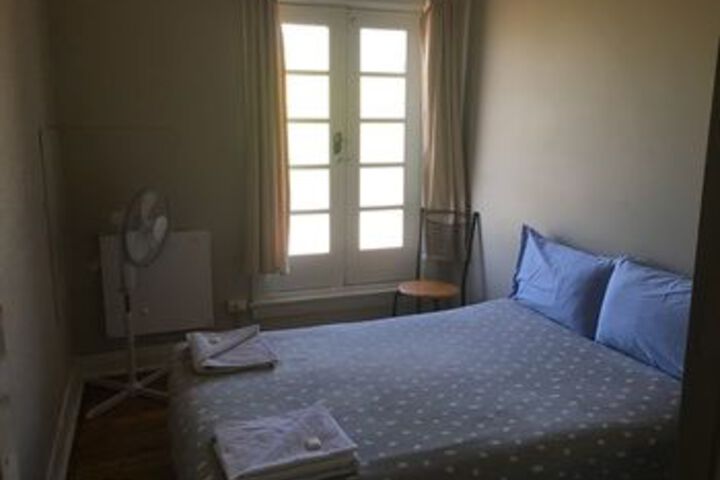 Room 3 of 16