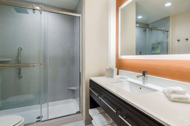 Bathroom shower