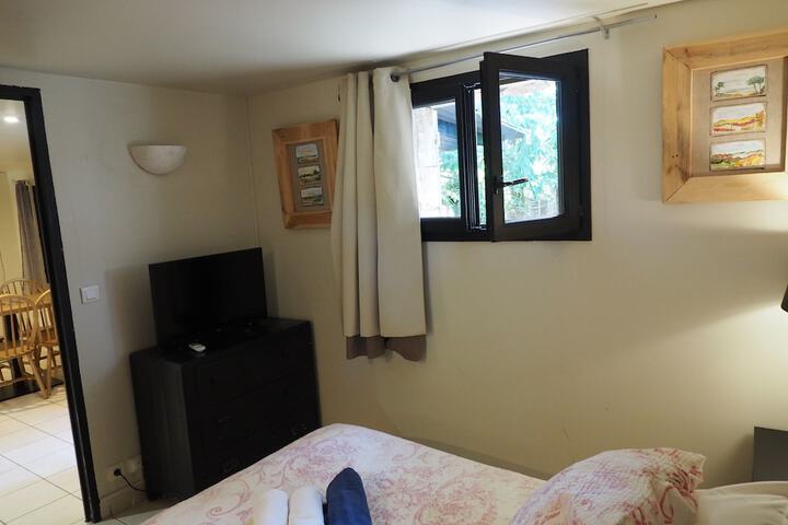Room 11 of 144