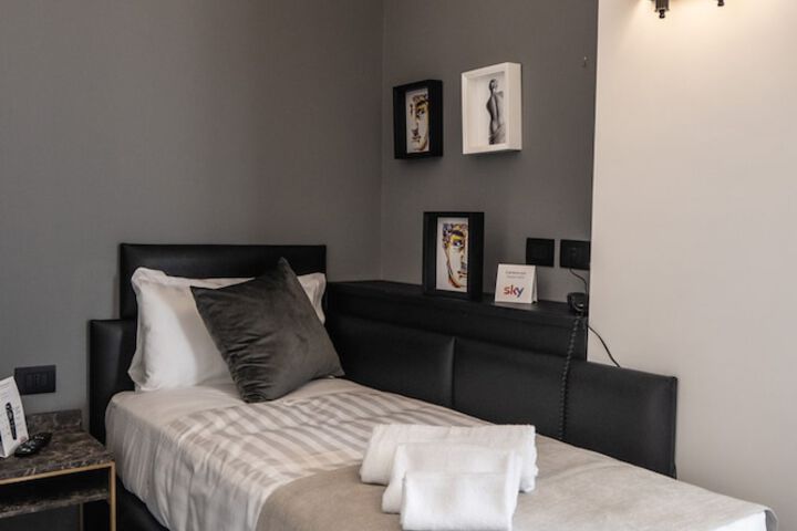 Room 71 of 209