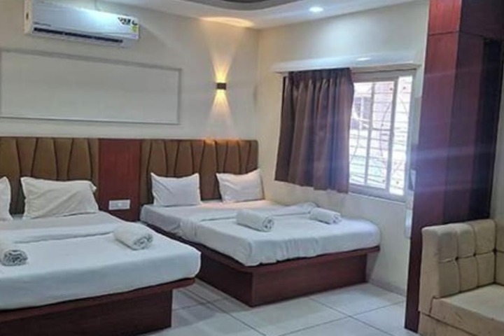 Room 8 of 21