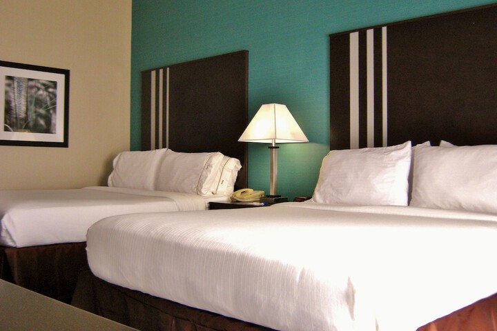 Room 7 of 63