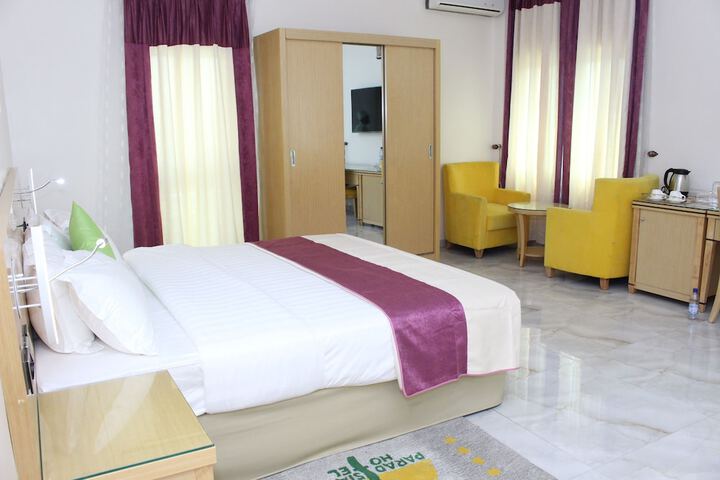 Room 19 of 42