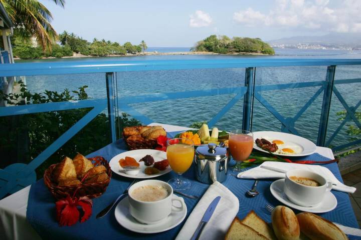 Breakfast/Coffee Service 21 of 36