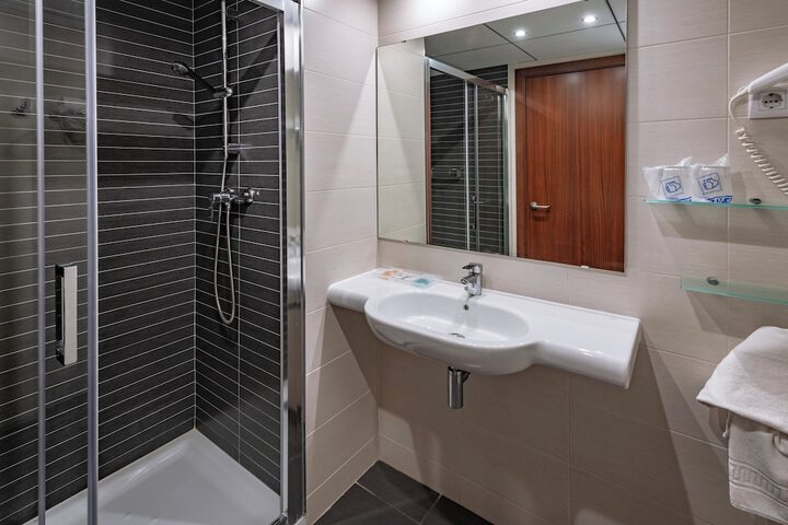 Clean Restrooms