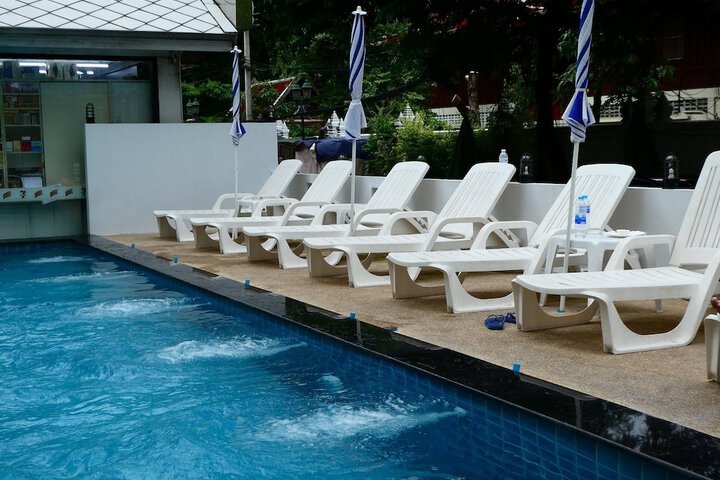 Pool 43 of 67