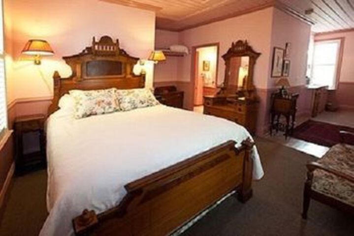 Room 44 of 63