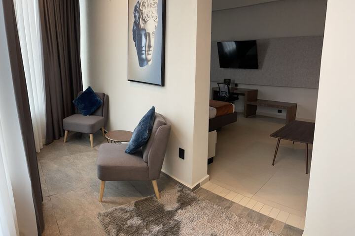 Room 22 of 57