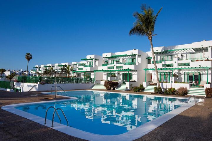 Pool Hotel