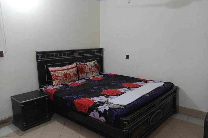 Room 18 of 24